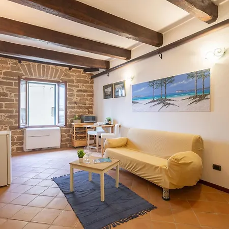 Centro Storico - Fronte Mare - Aquasale Lägenhet *